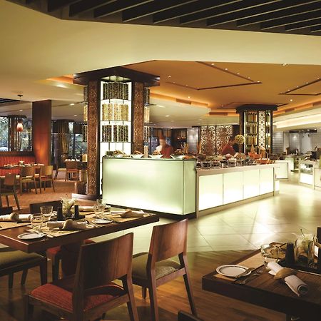 Shangri-La Sorabaya Restaurant photo