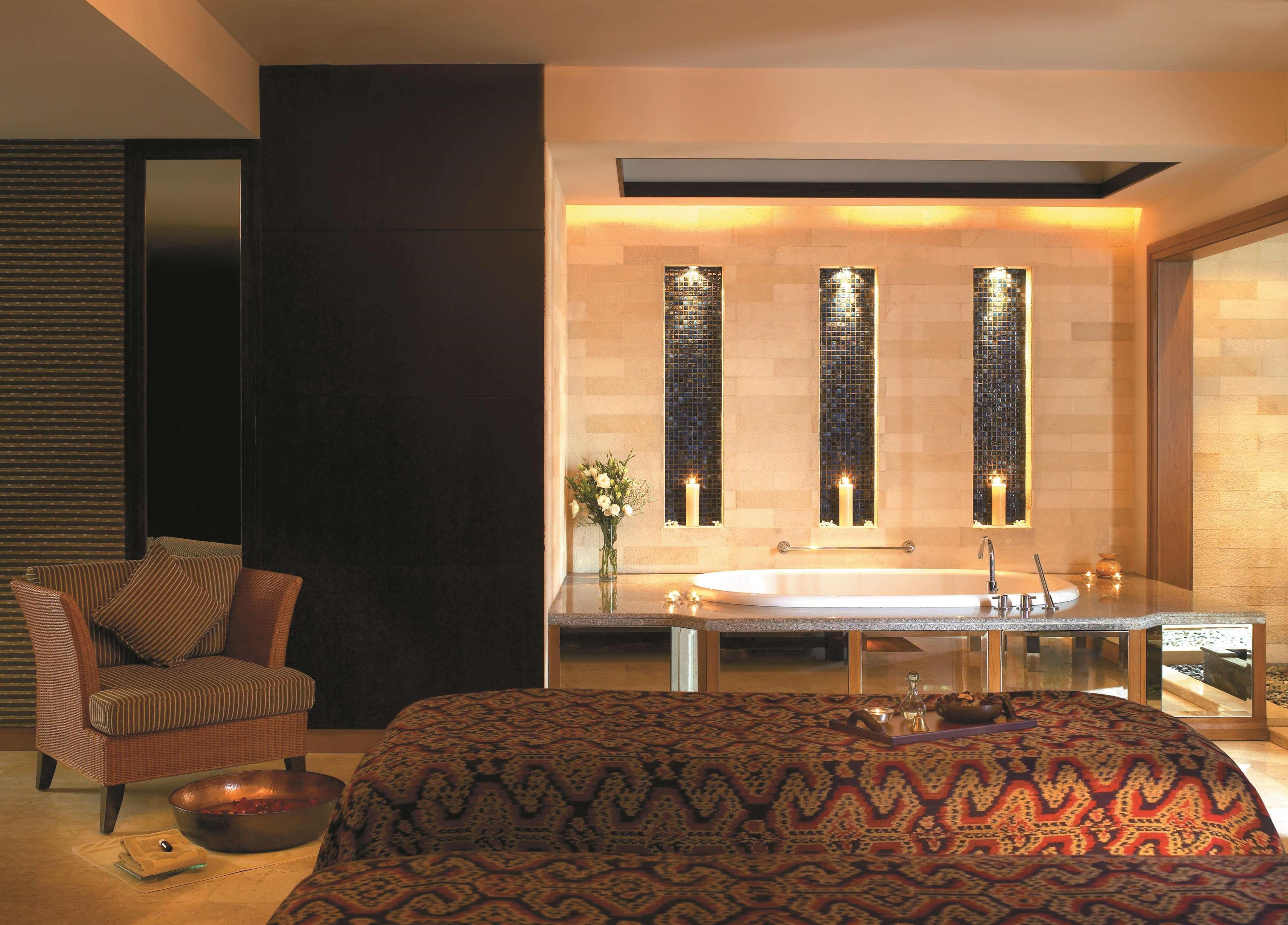 Shangri-La Sorabaya Chambre photo