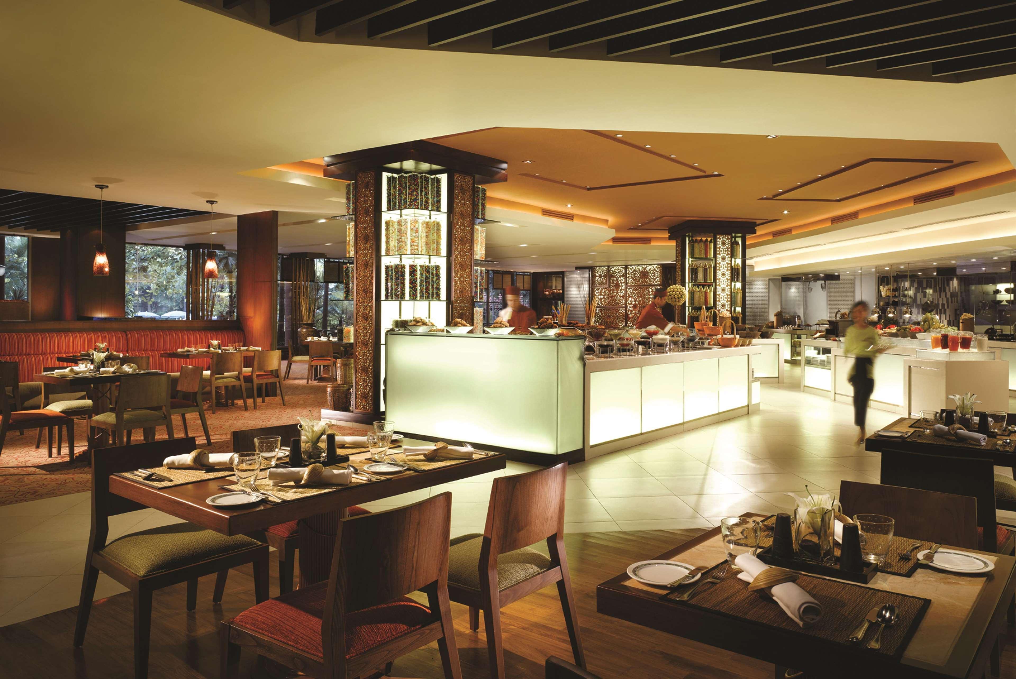 Shangri-La Sorabaya Restaurant photo